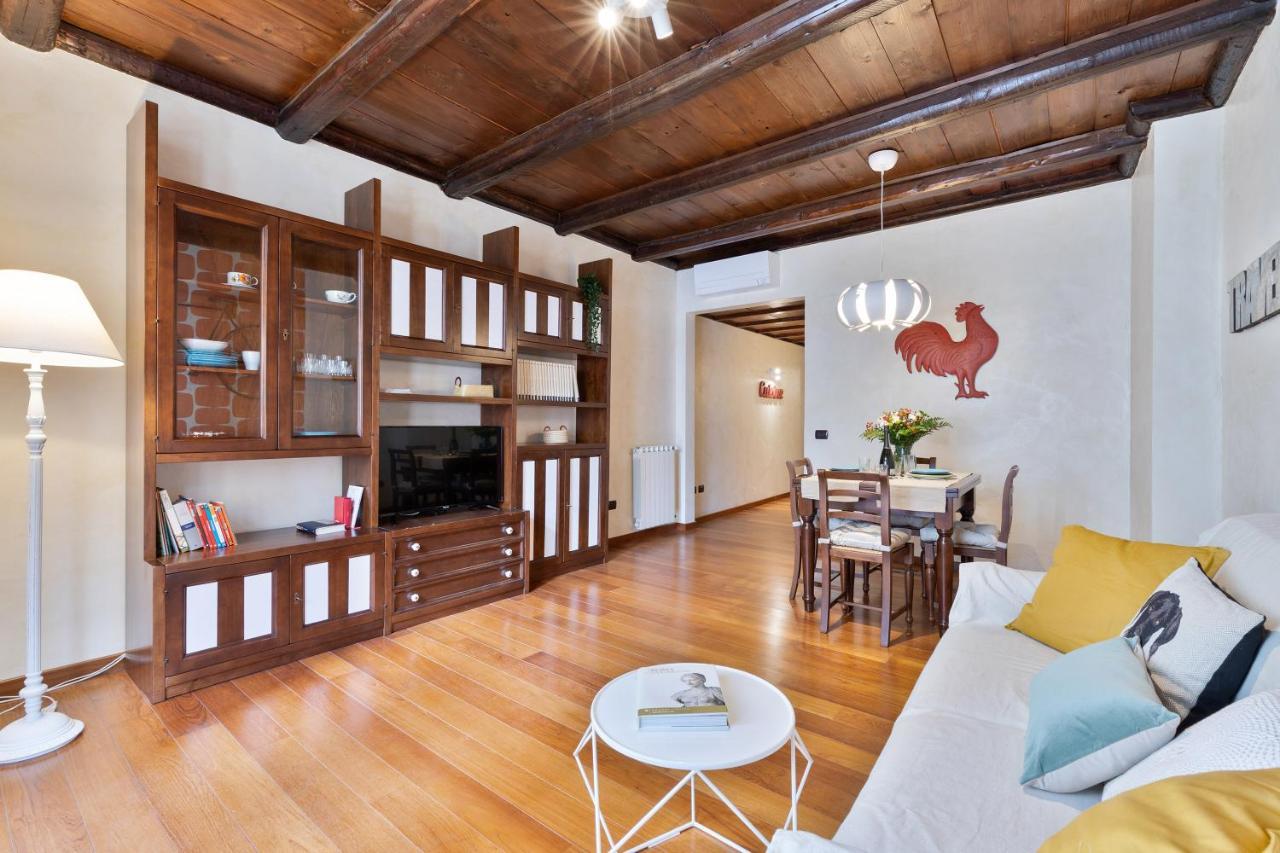Rome As You Feel - Cancelleria Apartment In Navona — Photos 3
